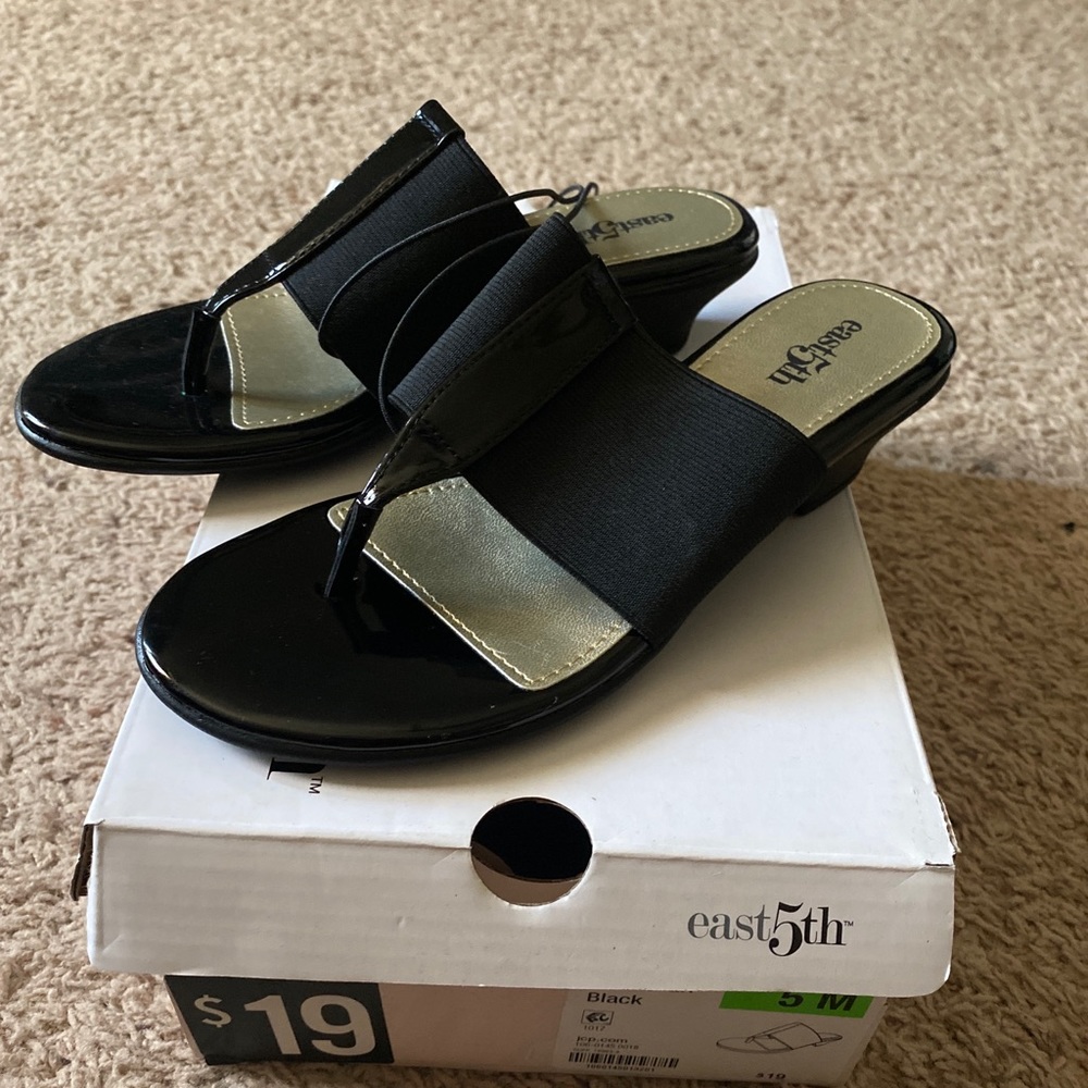 New black sandals
